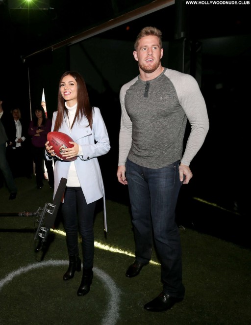 Victoria Justice Paparazzi Straight Beautiful Posing Hot Babe Celebrity