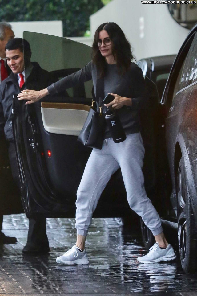 Courteney Cox Beverly Hills  Paparazzi Celebrity Posing Hot Beautiful