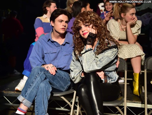 Bailee Madison Celebrity Straight Babe Beautiful Posing Hot Paparazzi