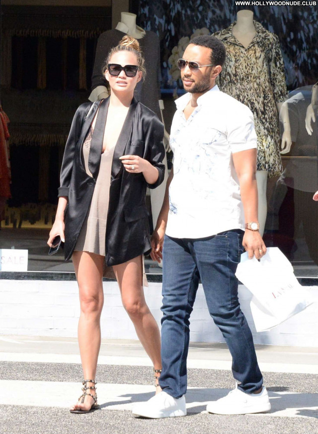 Chrissy Teigen Beverly Hills Paparazzi Babe Celebrity Posing Hot