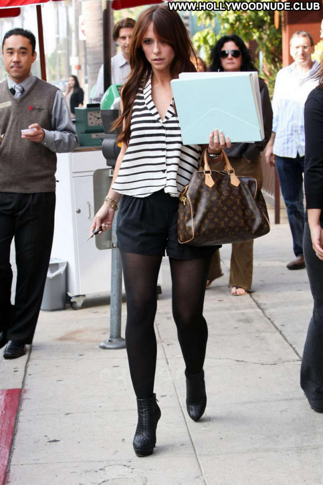 Jennifer Love Hewitt Beverly Hills Celebrity Candid Restaurant