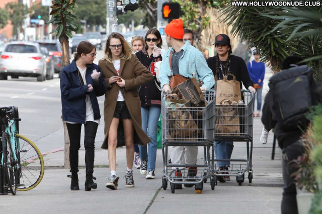 Cara De West Hollywood Posing Hot Paparazzi Babe Celebrity Beautiful