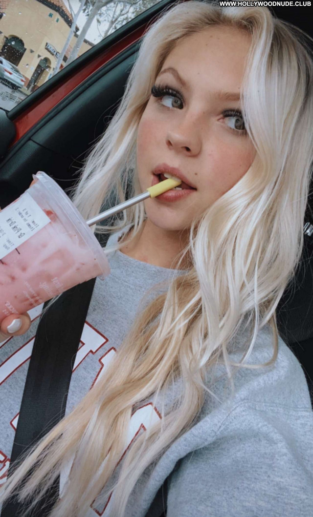 Jordyn Jones No Source Posing Hot Sexy Beautiful Babe Celebrity