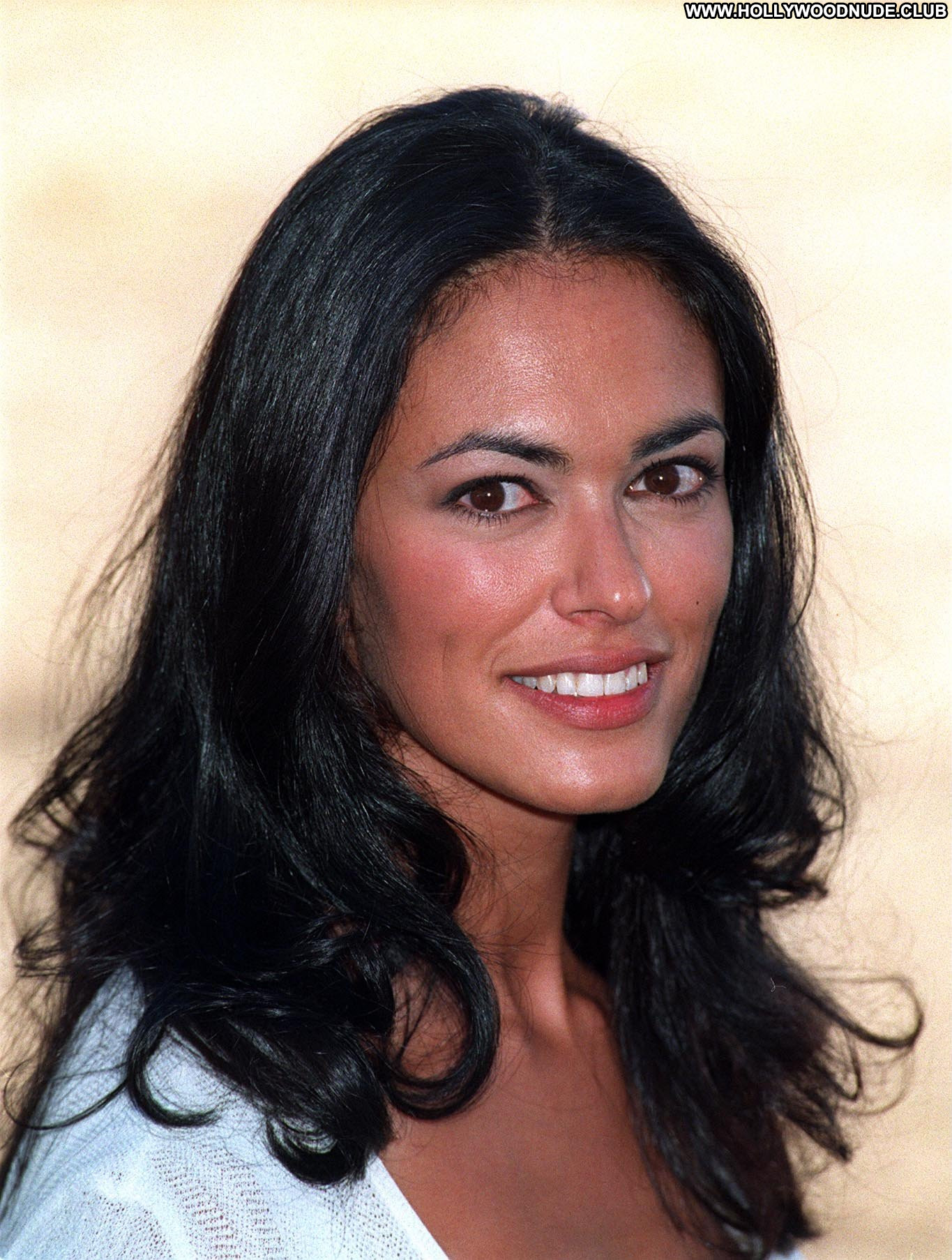 Maria Grazia Cucinotta Babe Posing Hot Asian Beautiful Celebrity