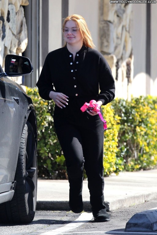 Ariel Winter Babe Posing Hot Beautiful Straight Sexy Celebrity