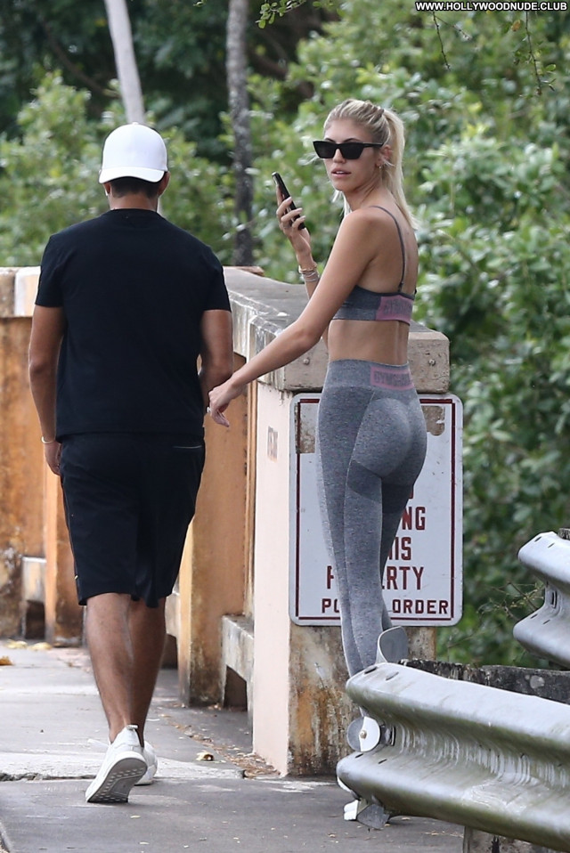 Kimberley Garner No Source  Babe Paparazzi Celebrity Posing Hot