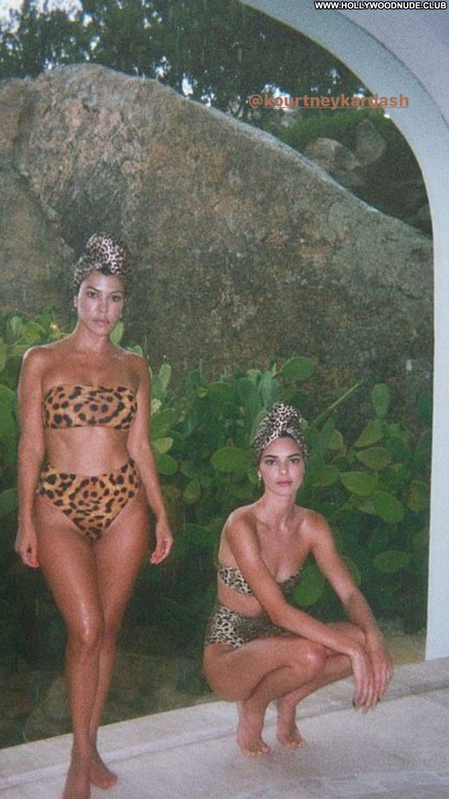 Kendall Jenner No Source Babe Sexy Posing Hot Celebrity Beautiful