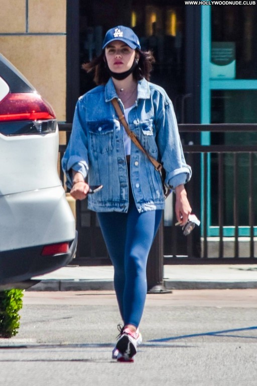 Lucy Hale Celebrity Babe Posing Hot Straight Beautiful Paparazzi