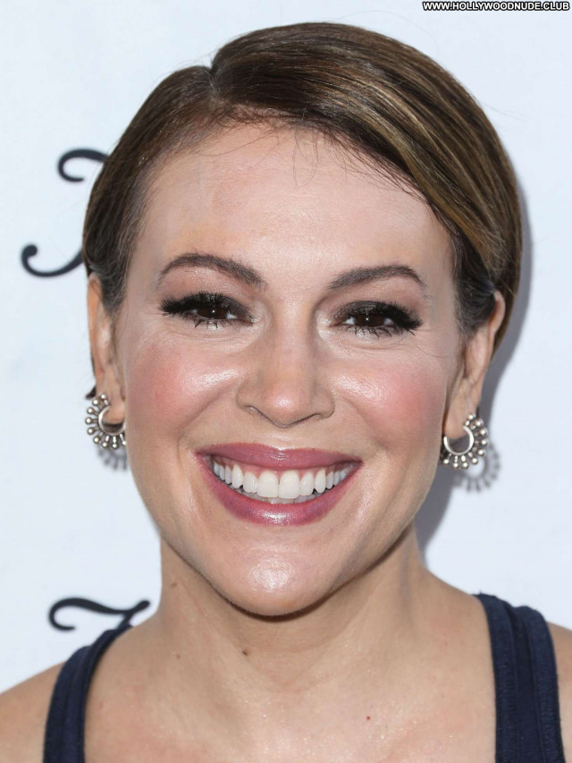 Alyssa Milano No Source Beautiful Posing Hot Paparazzi Celebrity Babe