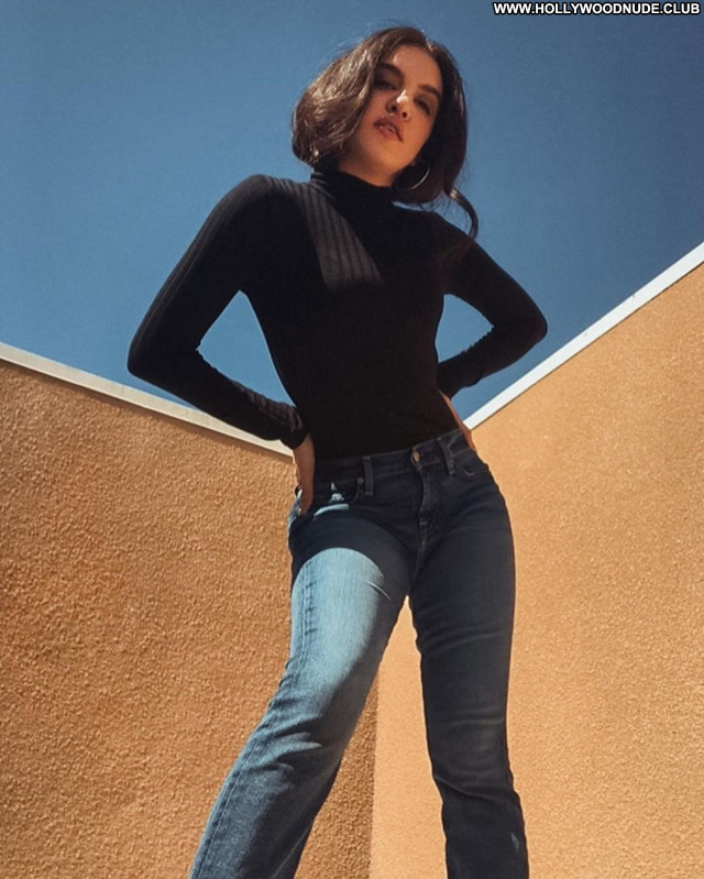 Lilimar Hernandez No Source Posing Hot Babe Celebrity Beautiful Sexy