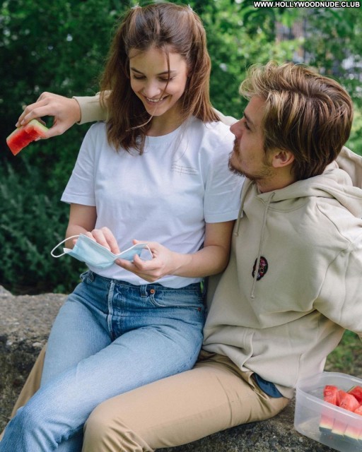 Barbara Palvin Babe Posing Hot Beautiful Sexy Celebrity Straight