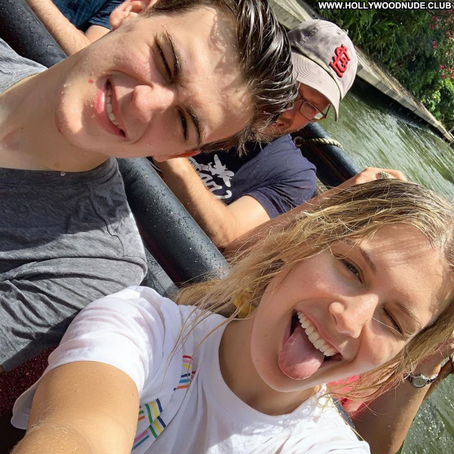 Eugenie Bouchard No Source Posing Hot Babe Celebrity Sexy Beautiful