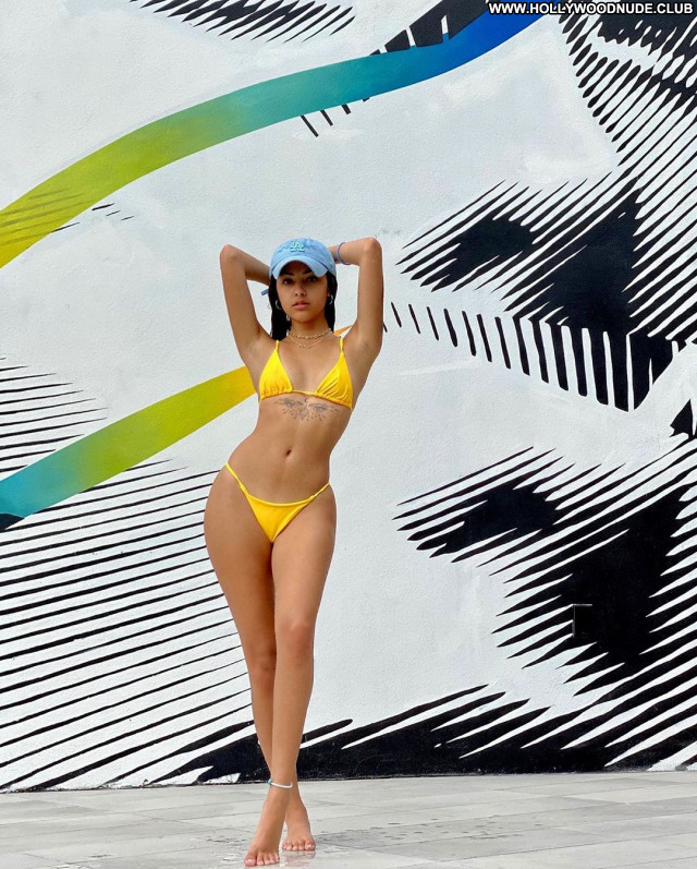 Malu Trevejo No Source Celebrity Sexy Babe Posing Hot Beautiful