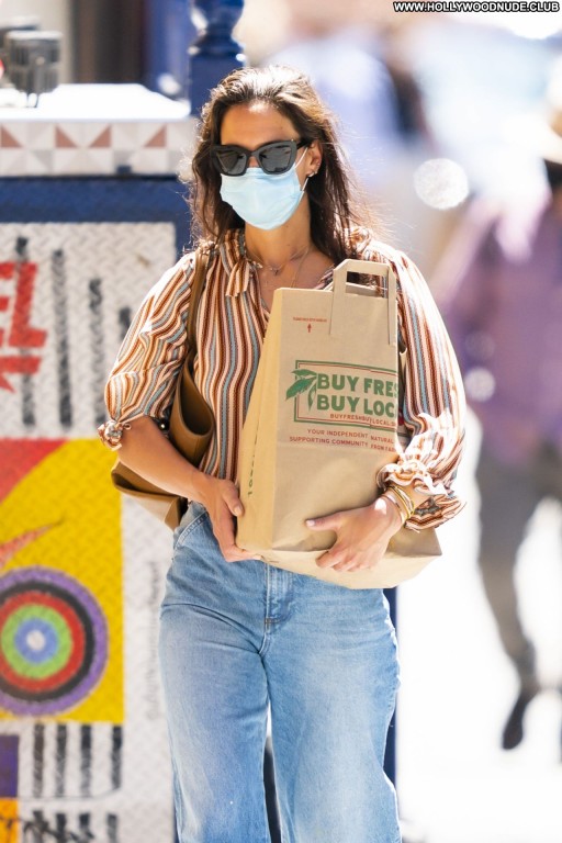 Katie Holmes Straight Babe Beautiful Posing Hot Sexy Celebrity