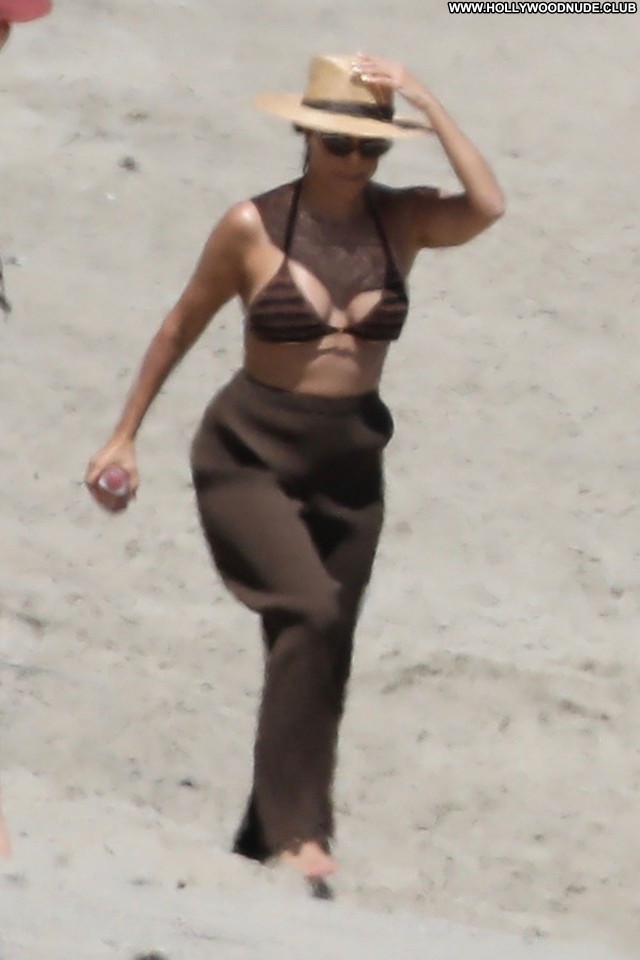 Kourtney Kardashian No Source Babe Celebrity Beautiful Posing Hot Sexy