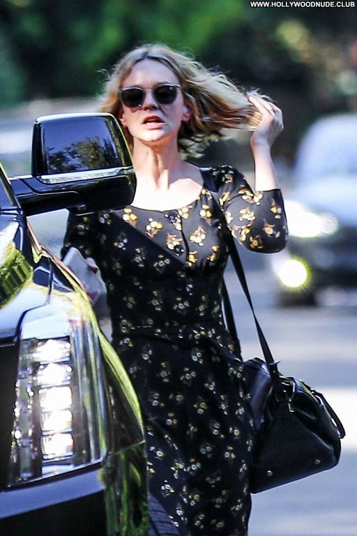 Carey Mulligan Posing Hot Beautiful Sexy Babe Celebrity Straight