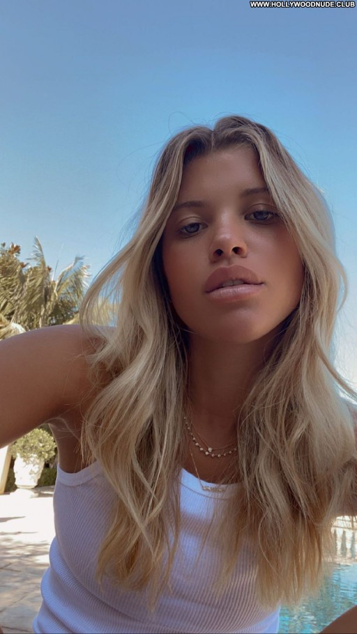 Sofia Richie Straight Sexy Posing Hot Beautiful Babe Celebrity
