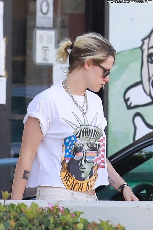 Kristen Stewart No Source  Celebrity Beautiful Babe Sexy Posing Hot