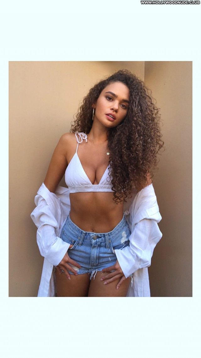 Madison Pettis No Source  Celebrity Posing Hot Beautiful Babe Sexy