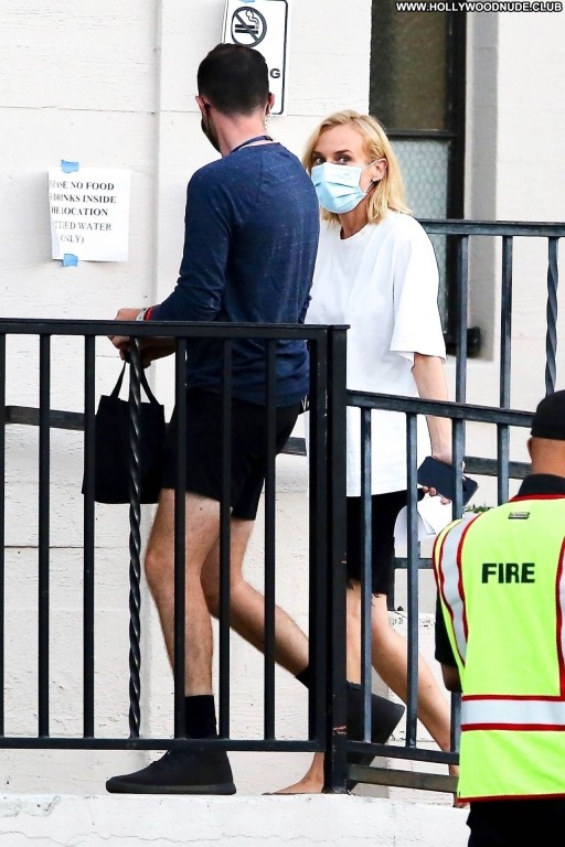 Diane Kruger Sexy Celebrity Straight Posing Hot Beautiful Babe