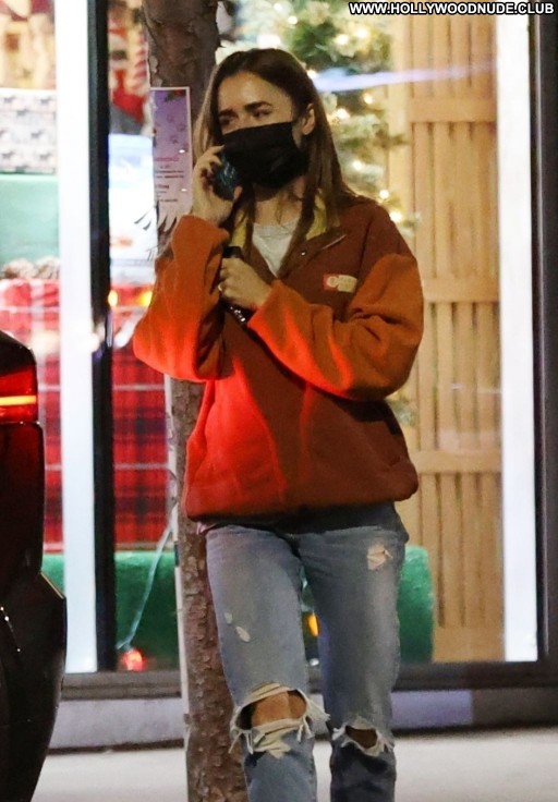 Lily Collins Posing Hot Straight Beautiful Sexy Celebrity Babe