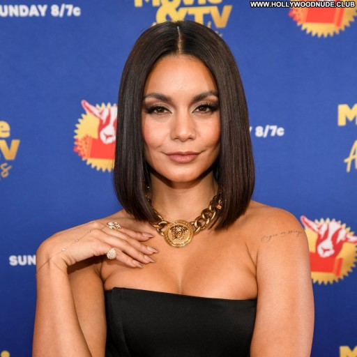 Vanessa Hudgens Celebrity Sexy Posing Hot Straight Babe Beautiful