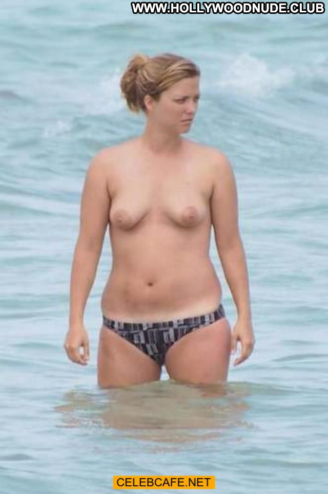 Maria Casado No Source  Topless Celebrity Babe Beautiful Beach Toples