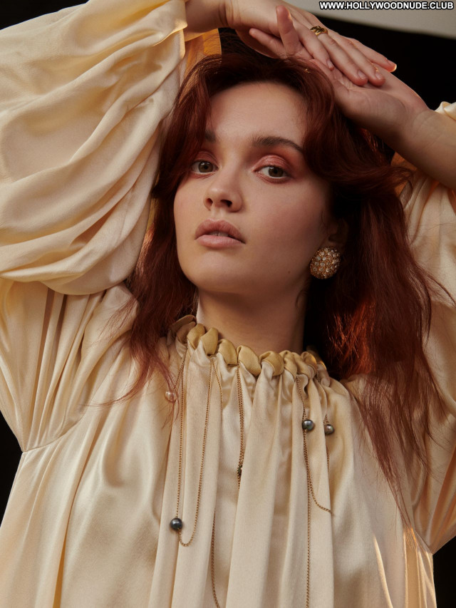 Olivia Cooke No Source Celebrity Posing Hot Sexy Beautiful Babe