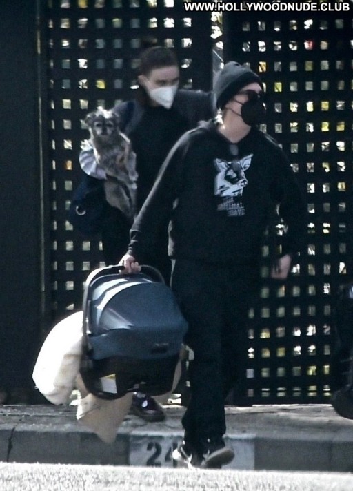 Rooney Mara Posing Hot Celebrity Sexy Straight Beautiful Babe