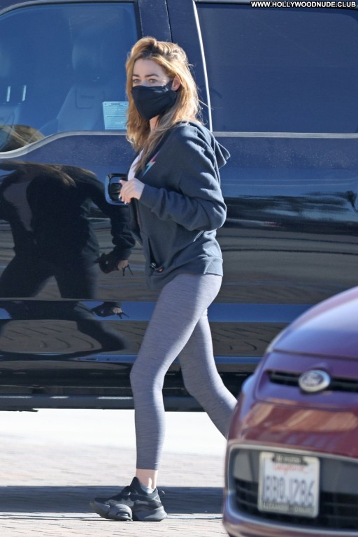 Denise Richards Public Figure Babe Straight Tweeter Blue Eyes Adult Content Creator Blonde Celebrity Xer American Small Ass Instagrammer Actress Influencer Sexy